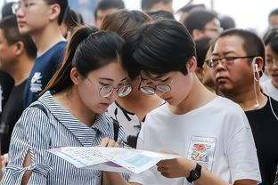 世预赛对阵泰国孙兴慜破门，热刺官方晒图表示祝贺